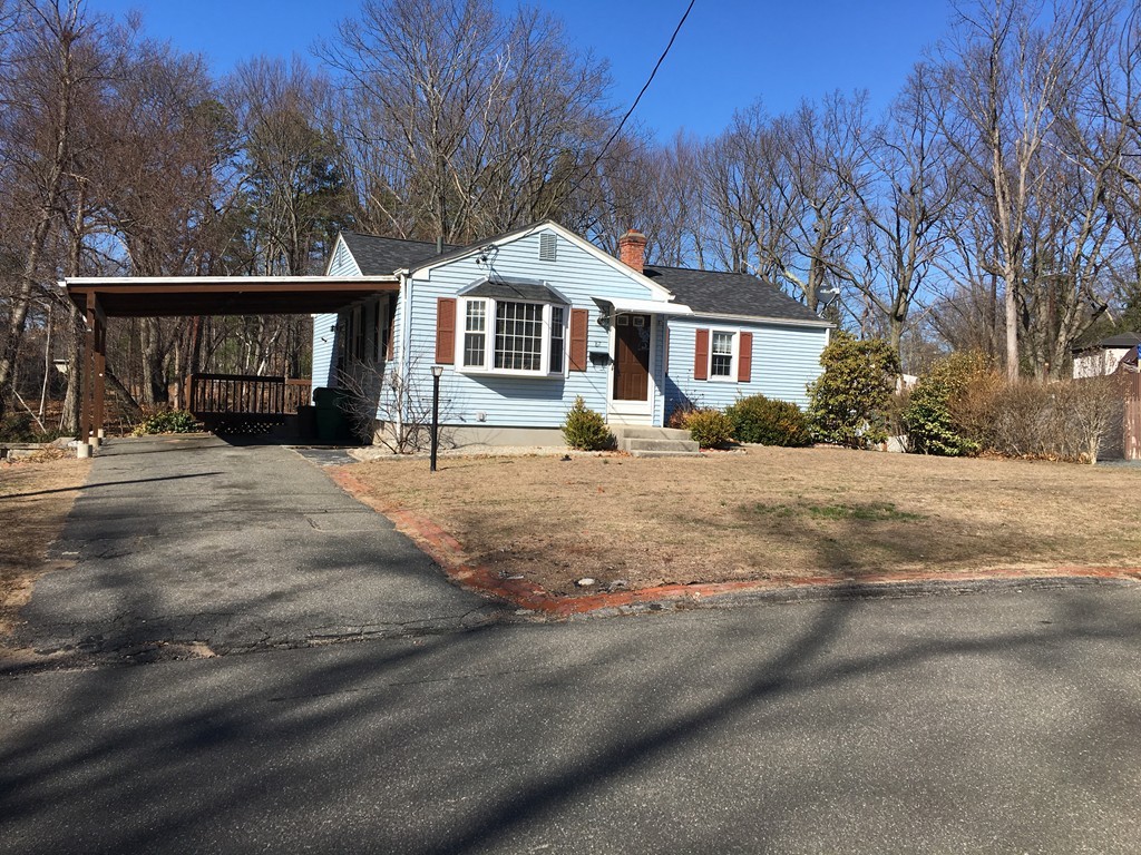 87 Old Farm Road Chicopee, MA 01020 - Photo 1 of 22 Gallery Image 1