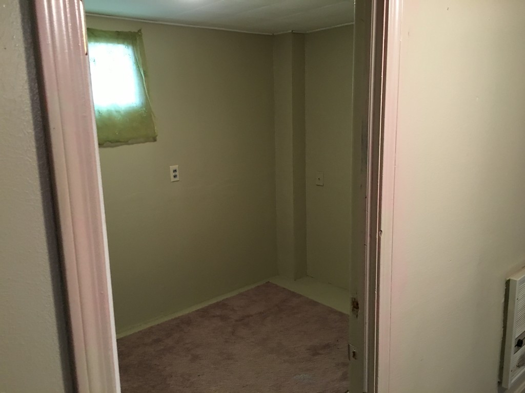 87 Old Farm Road Chicopee, MA 01020 - Photo 18 of 22 Gallery Image 18