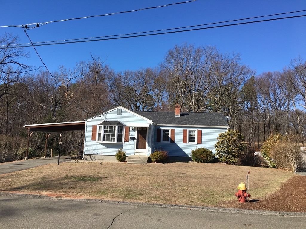 87 Old Farm Road Chicopee, MA 01020 - Photo 2 of 22 Gallery Image 2