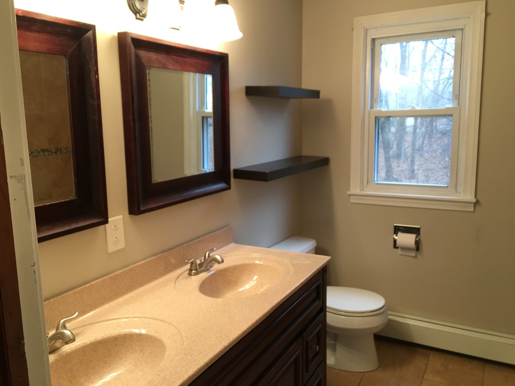 87 Old Farm Road Chicopee, MA 01020 - Photo 9 of 22 Gallery Image 9