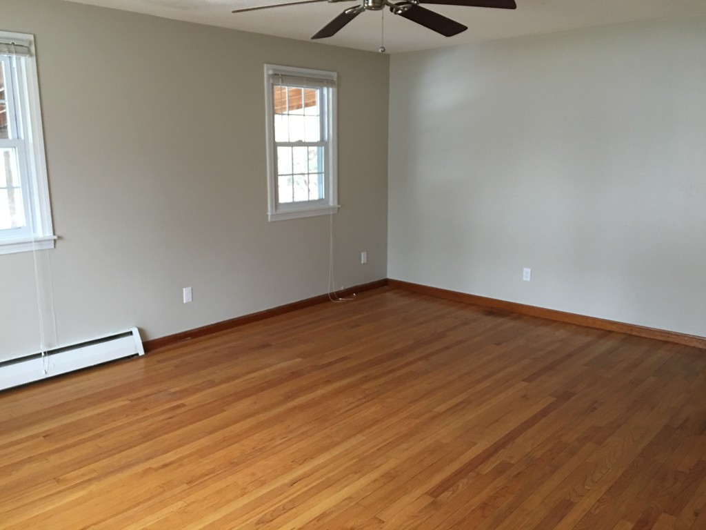 87 Old Farm Road Chicopee, MA 01020 - Photo 10 of 22 Gallery Image 10