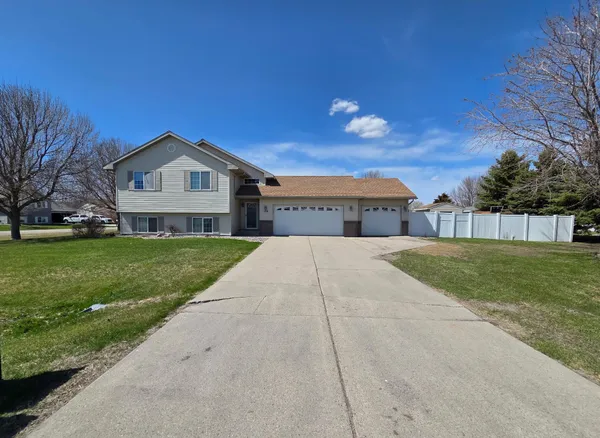 $325,000 | 114 14th Street South, Glyndon, MN 56547