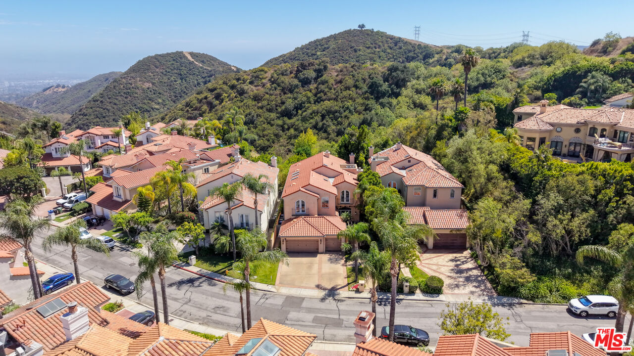 12626 Promontory Road Los Angeles, CA 90049 - Photo 1 of 2 Gallery Image 1