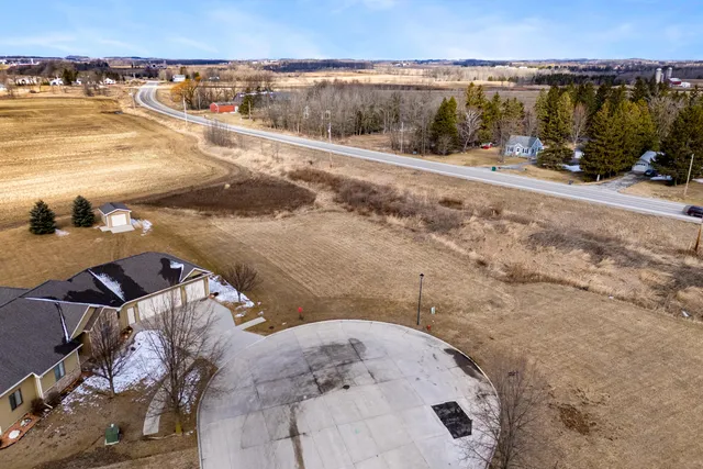 $65,000 | Lt4 Ridgeway Lane, Unit BLK8, Manitowoc, WI 54220