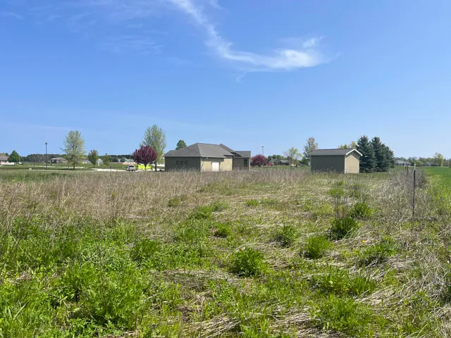 $65,000 | Lt4 Ridgeway Lane, Unit BLK8, Manitowoc, WI 54220