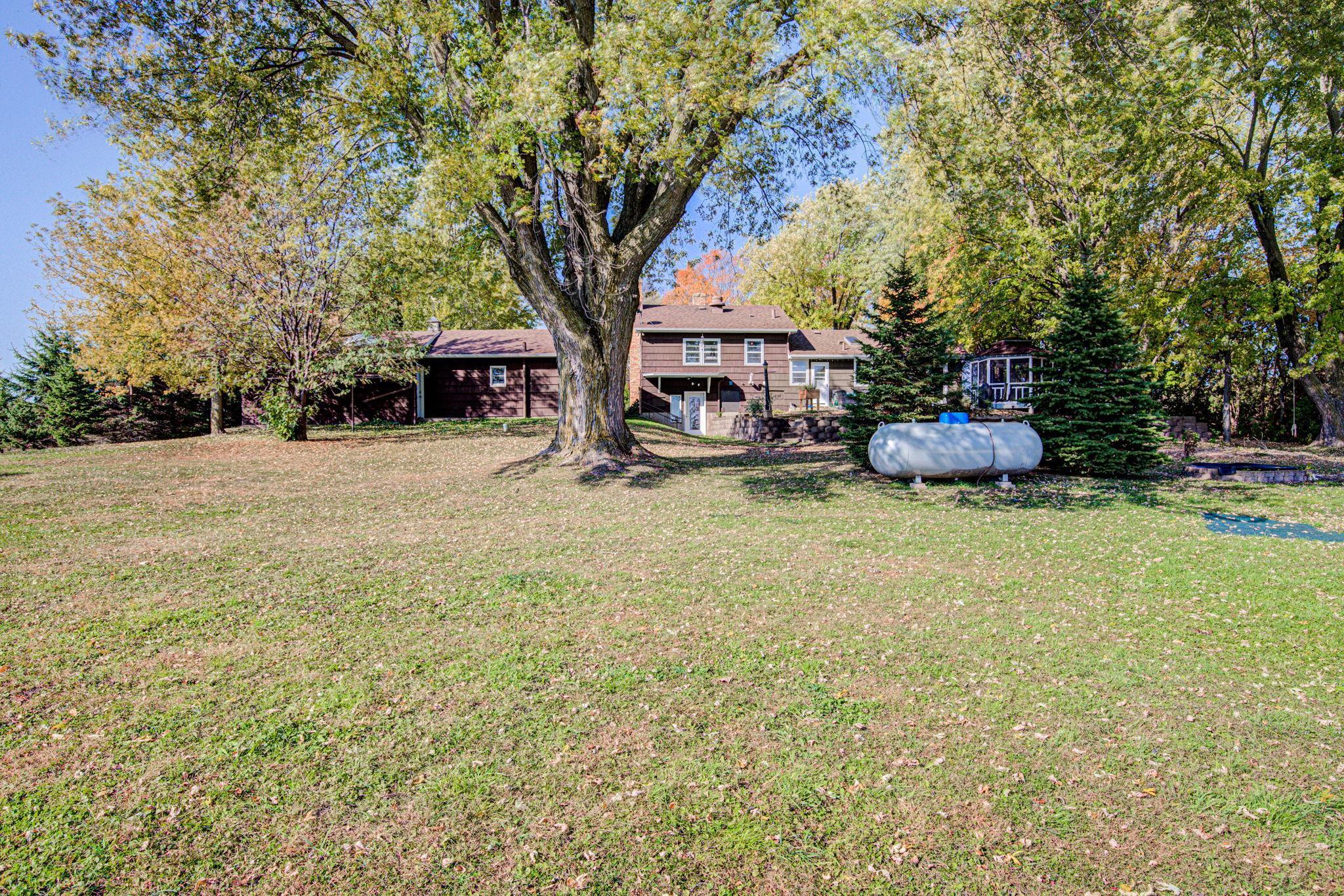 1350 Copeland Road Maple Plain, MN 55359 - Photo 26 of 28 Gallery Image 26