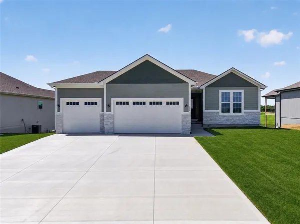 $419,000 | 507 South Callie Road, Bates City, MO 64011