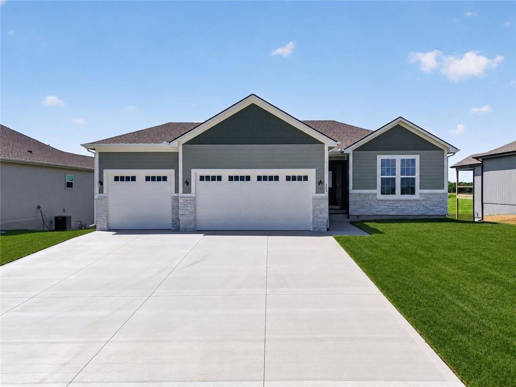 507 South Callie Road Bates City, MO 64011 - Photo 1 of 42