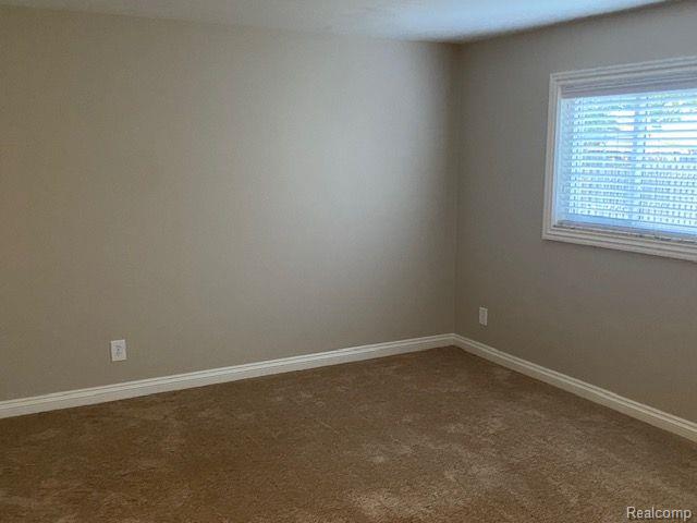 2377 Walton Boulevard, Unit 12 Rochester Hills, MI 48309 - Photo 13 of 23