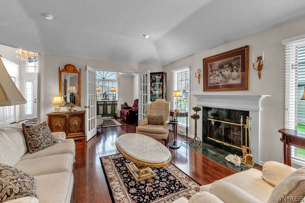 63 Sutherland Court Clarence, NY 14221 - Photo 12 of 40
