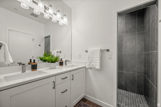 12241 900 East, Unit 7 Draper, UT 84020 - Photo 13 of 22 Bathroom