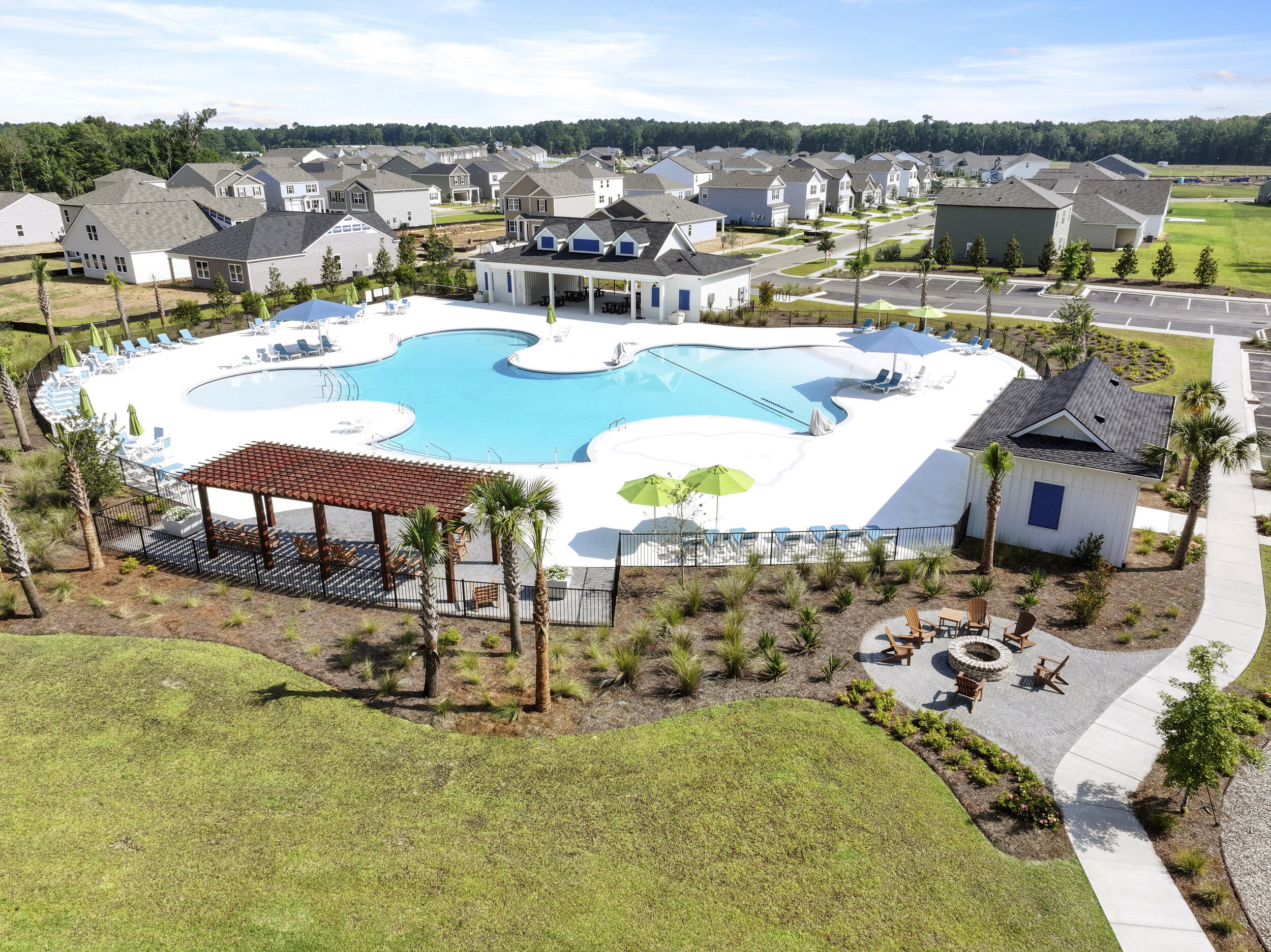 223 Yarrow Way Moncks Corner, SC 29461 - Photo 7 of 25 16_dji_20250625101821_0141_d