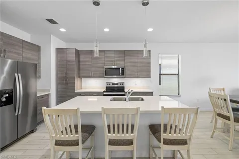 $499,900 | 8980 Madrid Circle, Naples, FL 34104
