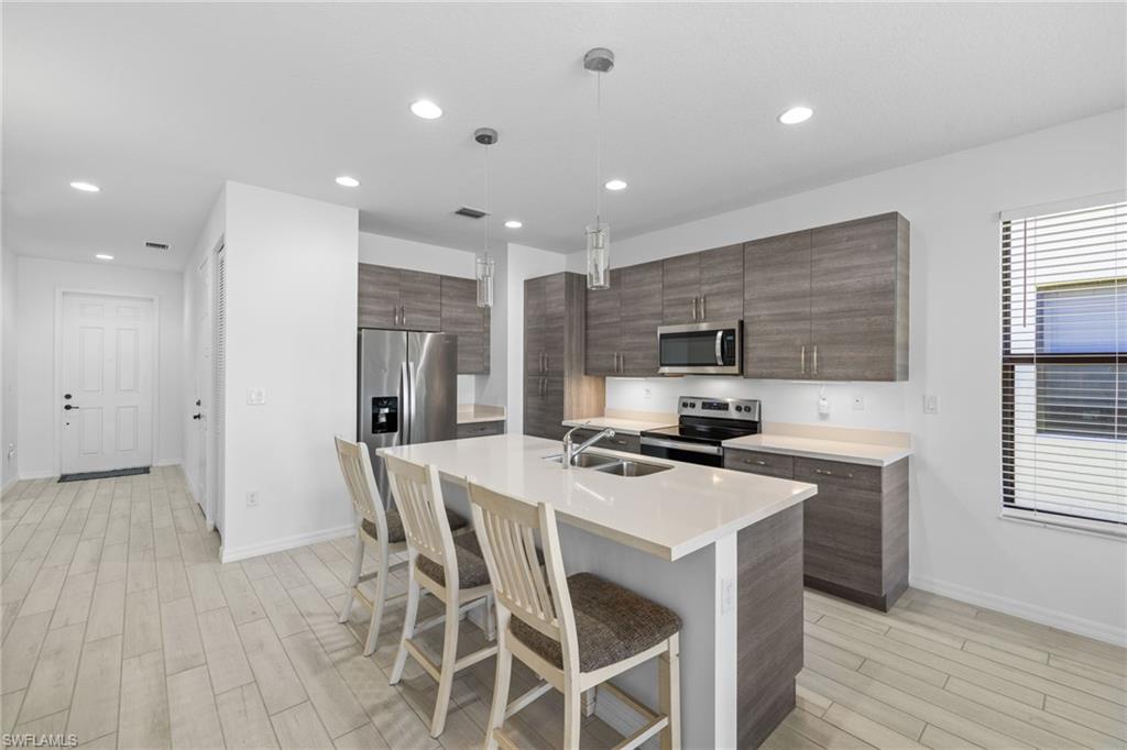 8980 Madrid Circle Naples, FL 34104 - Photo 5 of 48