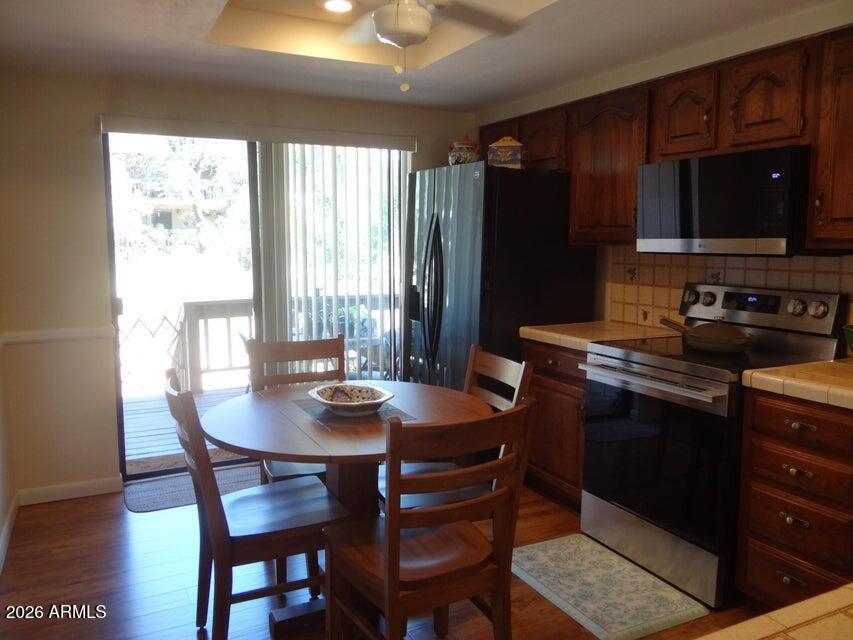 606 North Easy Street, Unit B Payson, AZ 85541 - Photo 4 of 31 Kitchen dining