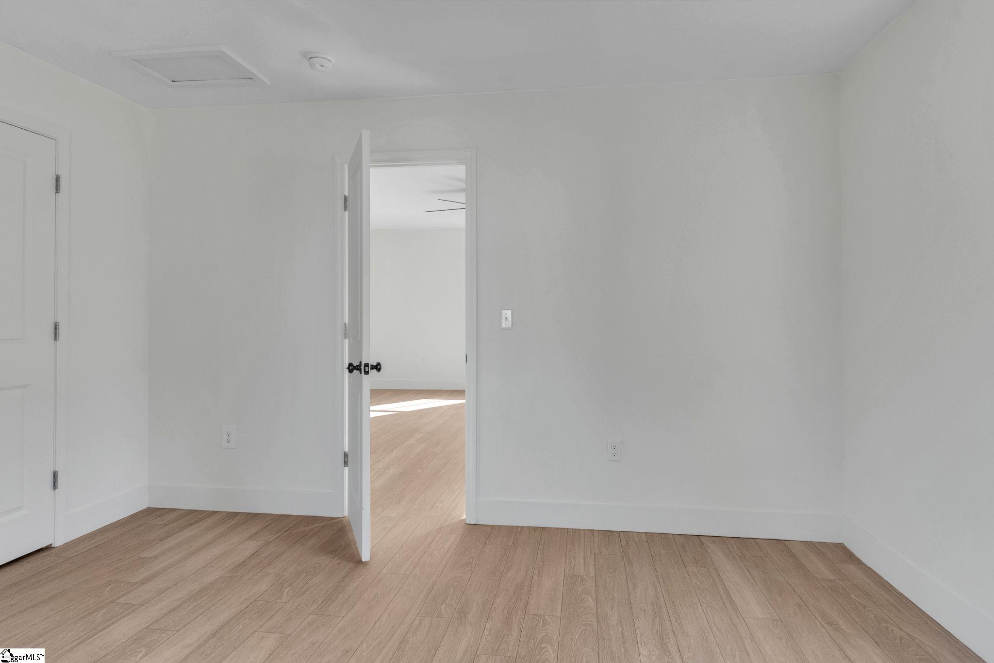 125 Circle Drive Greer, SC 29650 - Photo 12 of 19