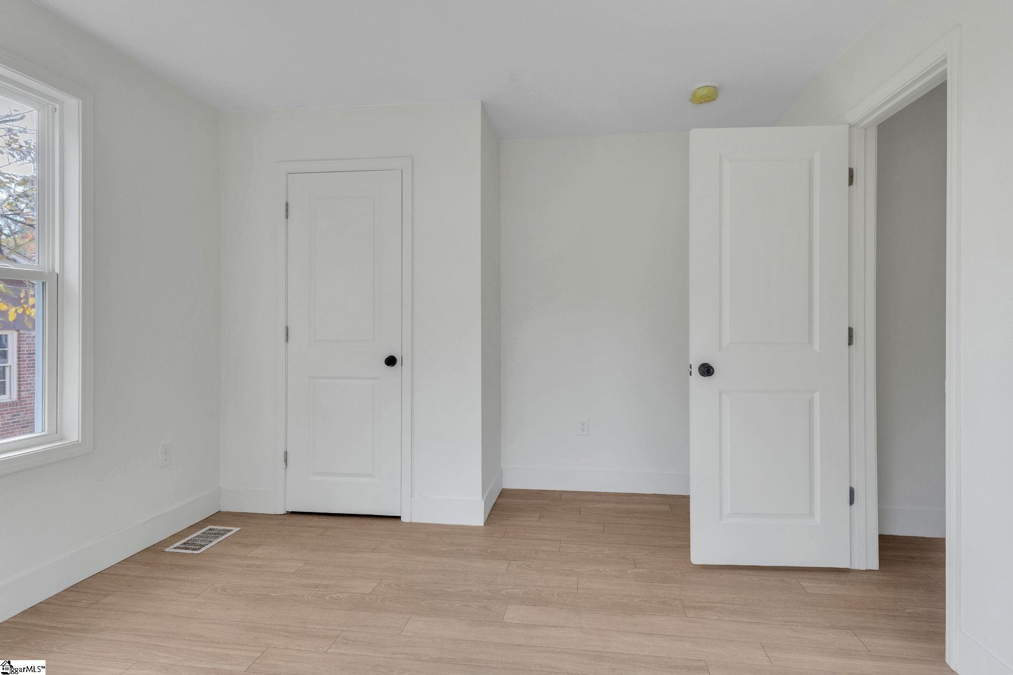 125 Circle Drive Greer, SC 29650 - Photo 16 of 19