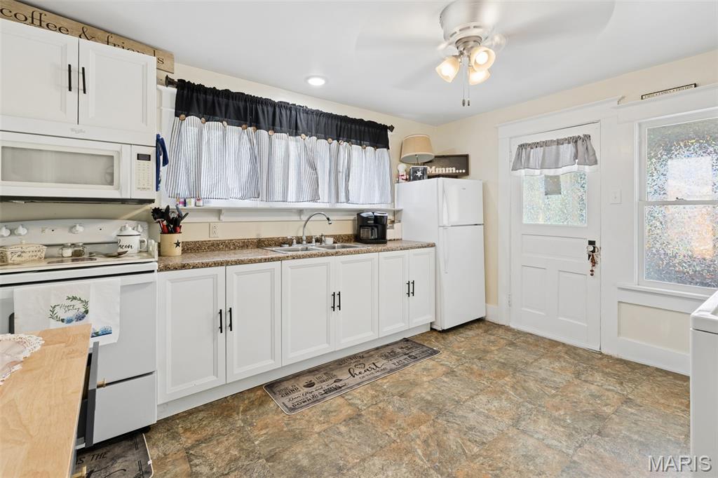 136 North Hamilton Street Hillsboro, IL 62049 - Photo 16 of 29