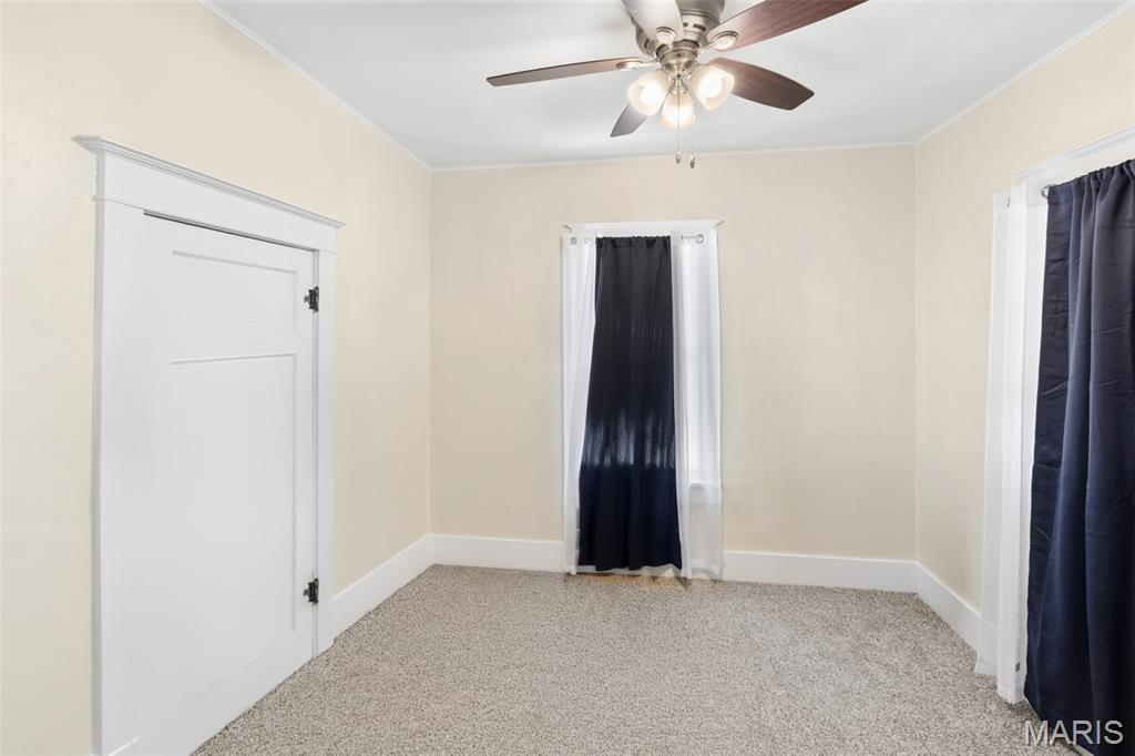 136 North Hamilton Street Hillsboro, IL 62049 - Photo 21 of 29