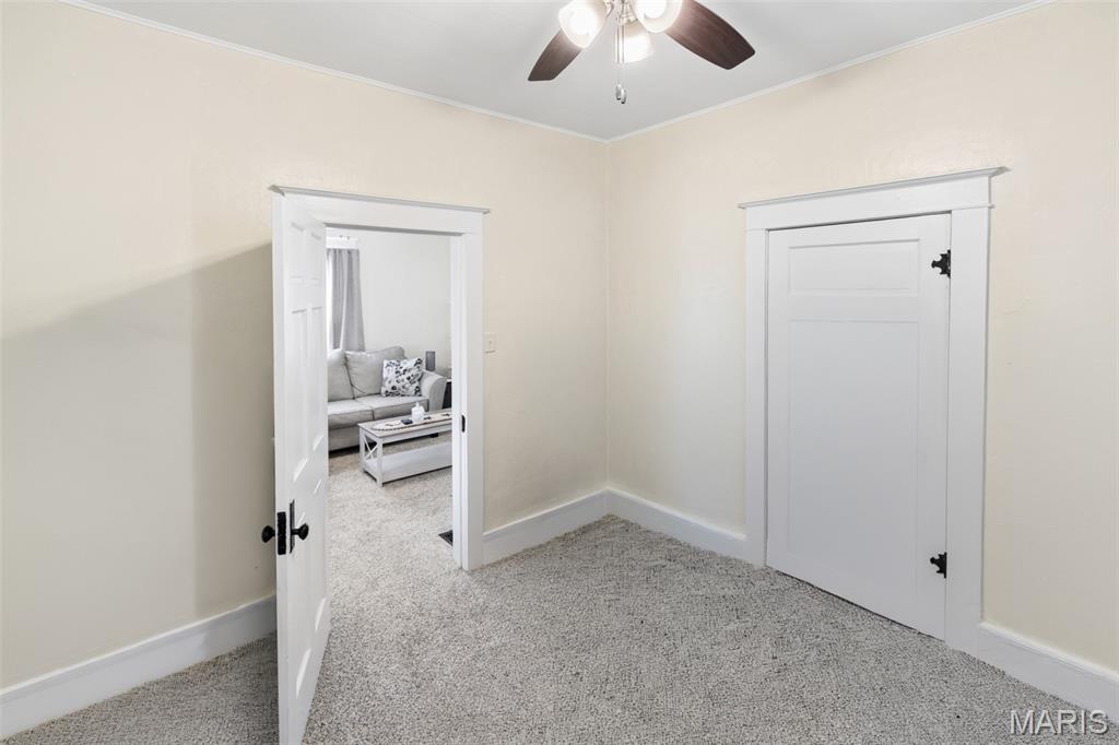 136 North Hamilton Street Hillsboro, IL 62049 - Photo 22 of 29