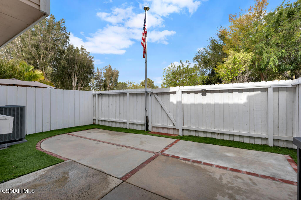 2776 Erringer Road, Unit 19 Simi Valley, CA 93065 - Photo 29 of 43