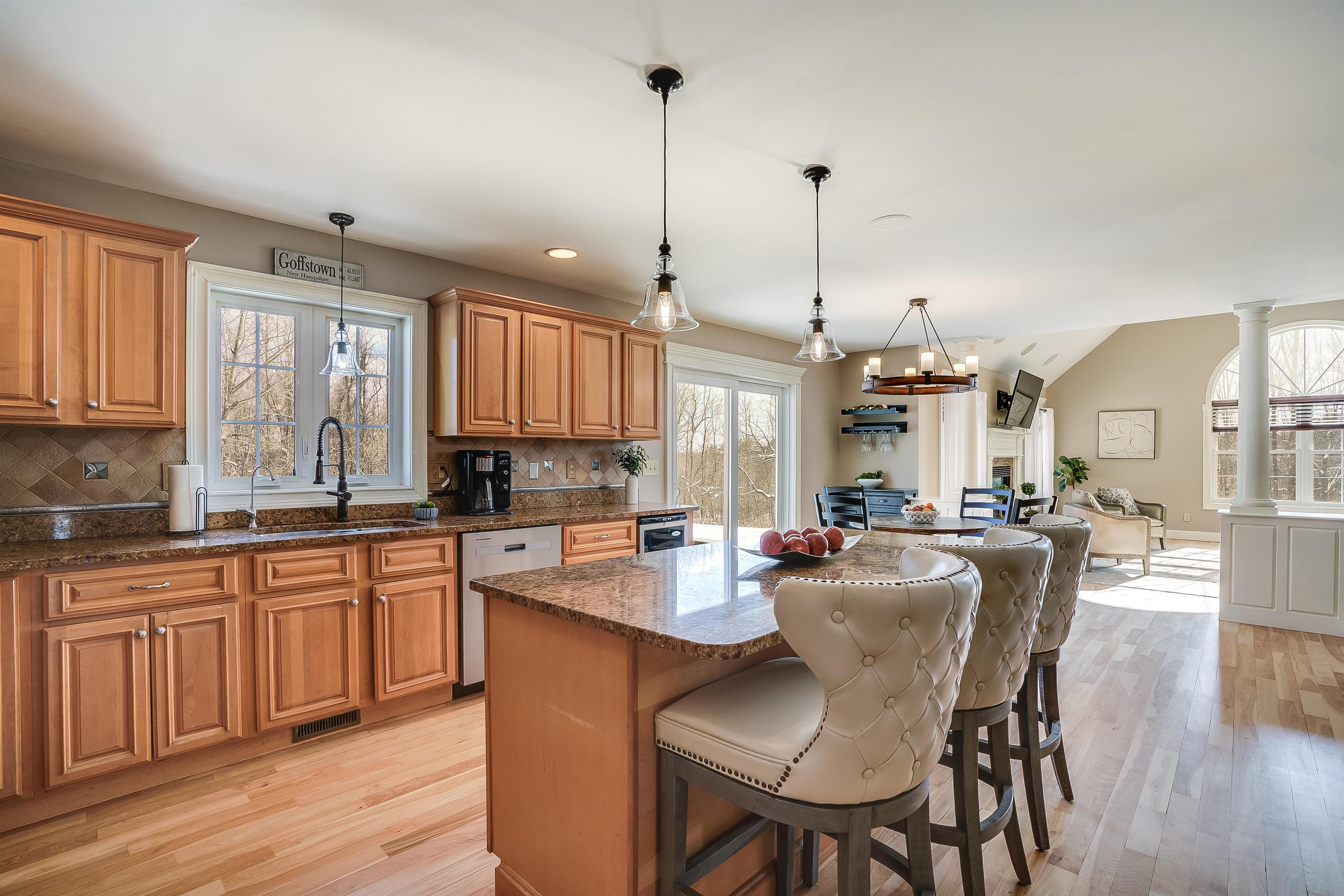 60 Snow Road Goffstown, NH 03045 - Photo 6 of 60 Gallery Image 6