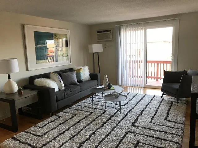 $1,902 | 29 Capron Road, Unit 90, Milford, NH 03055