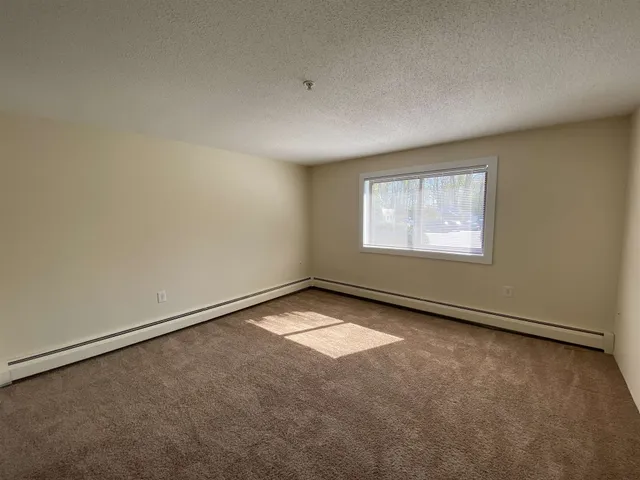 $1,902 | 29 Capron Road, Unit 90, Milford, NH 03055