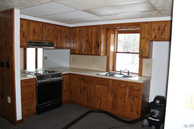 709 Almond Road Walnutport, PA 18088 - Photo 17 of 24 Gallery Image 17