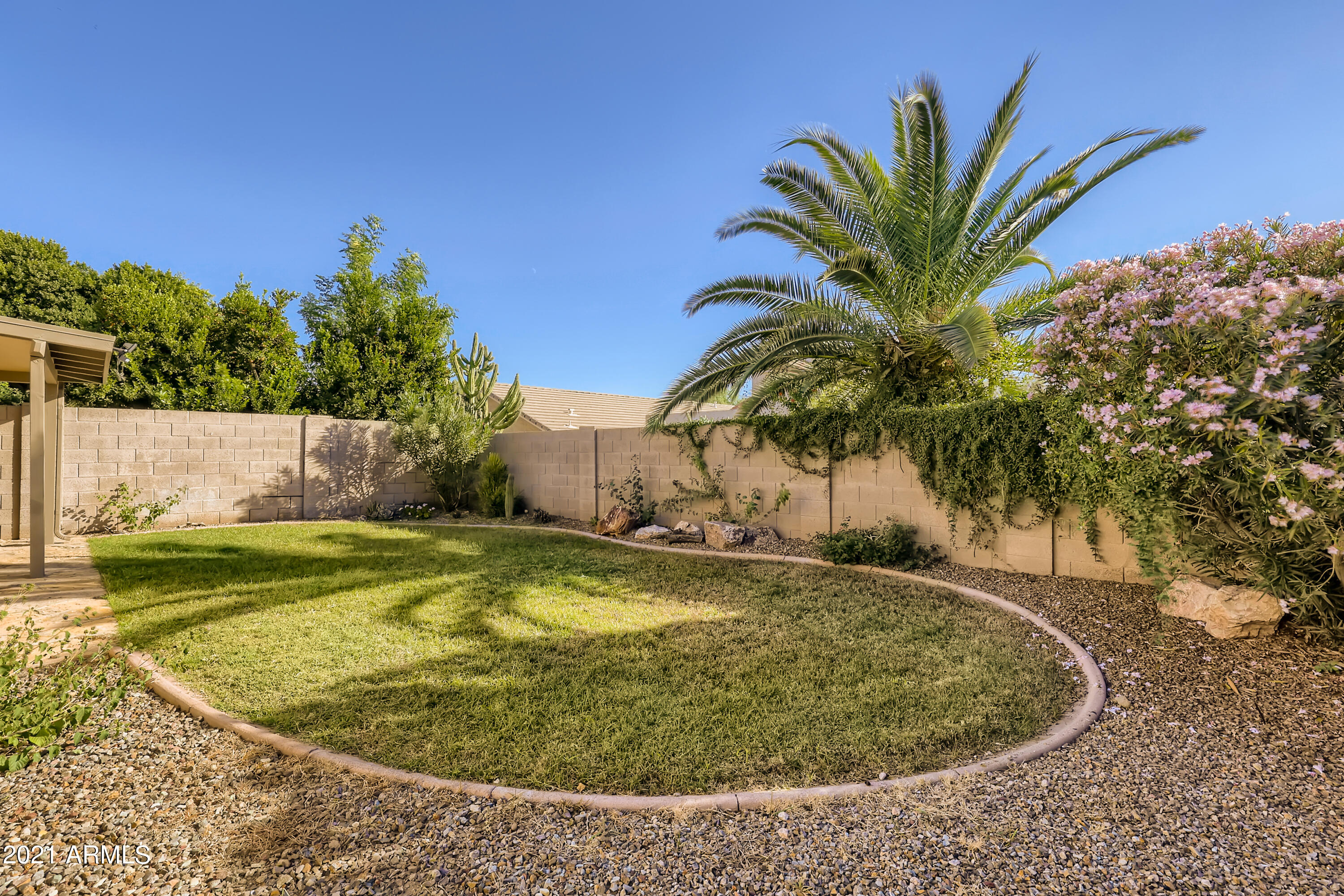 4821 East Swilling Road Phoenix, AZ 85054 - Photo 33 of 33 33-878685813-48 Back Yard