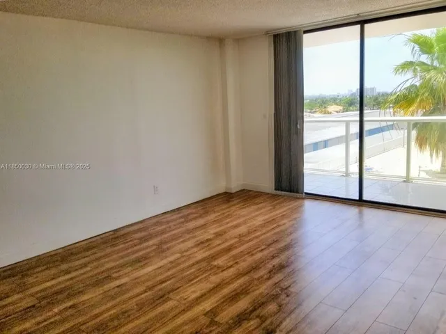 $177,000 | 13499 Biscayne Boulevard, Unit 612, North Miami, FL 33181