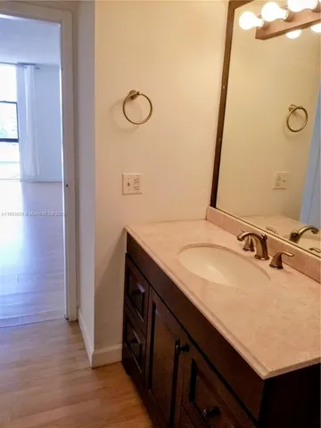 $177,000 | 13499 Biscayne Boulevard, Unit 612, North Miami, FL 33181