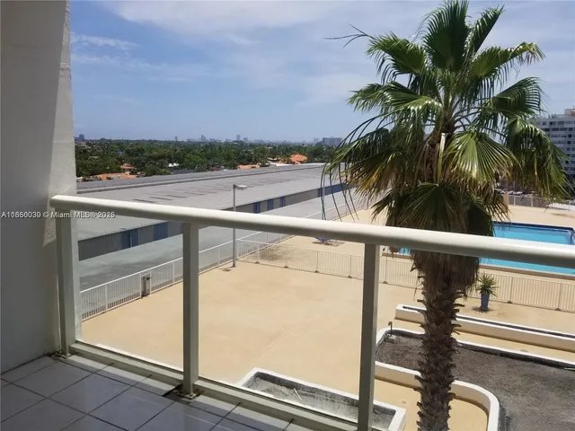 $177,000 | 13499 Biscayne Boulevard, Unit 612, North Miami, FL 33181