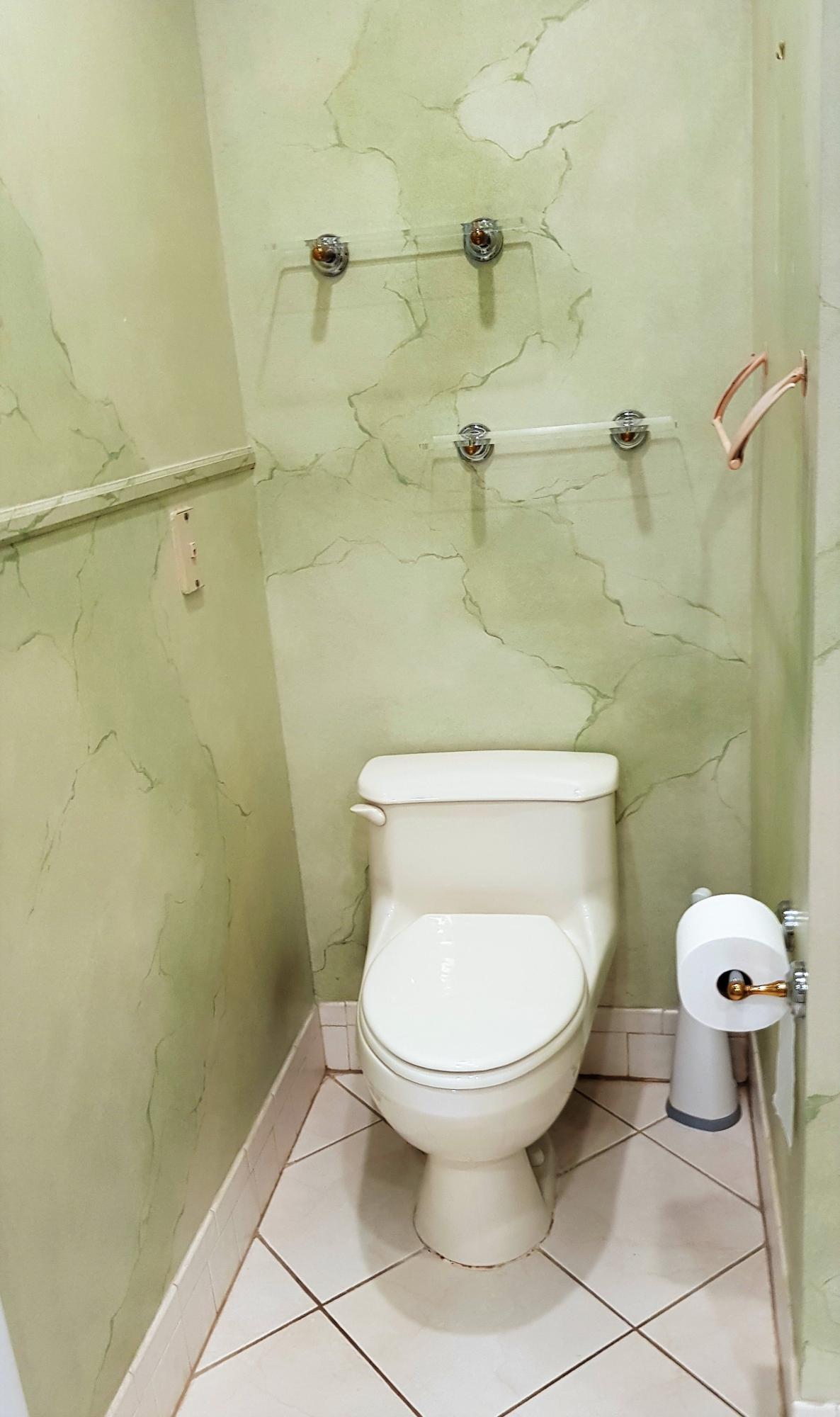 8585 Eagle Run Drive Boca Raton, FL 33434 - Photo 30 of 58 Master Bath - Toilet