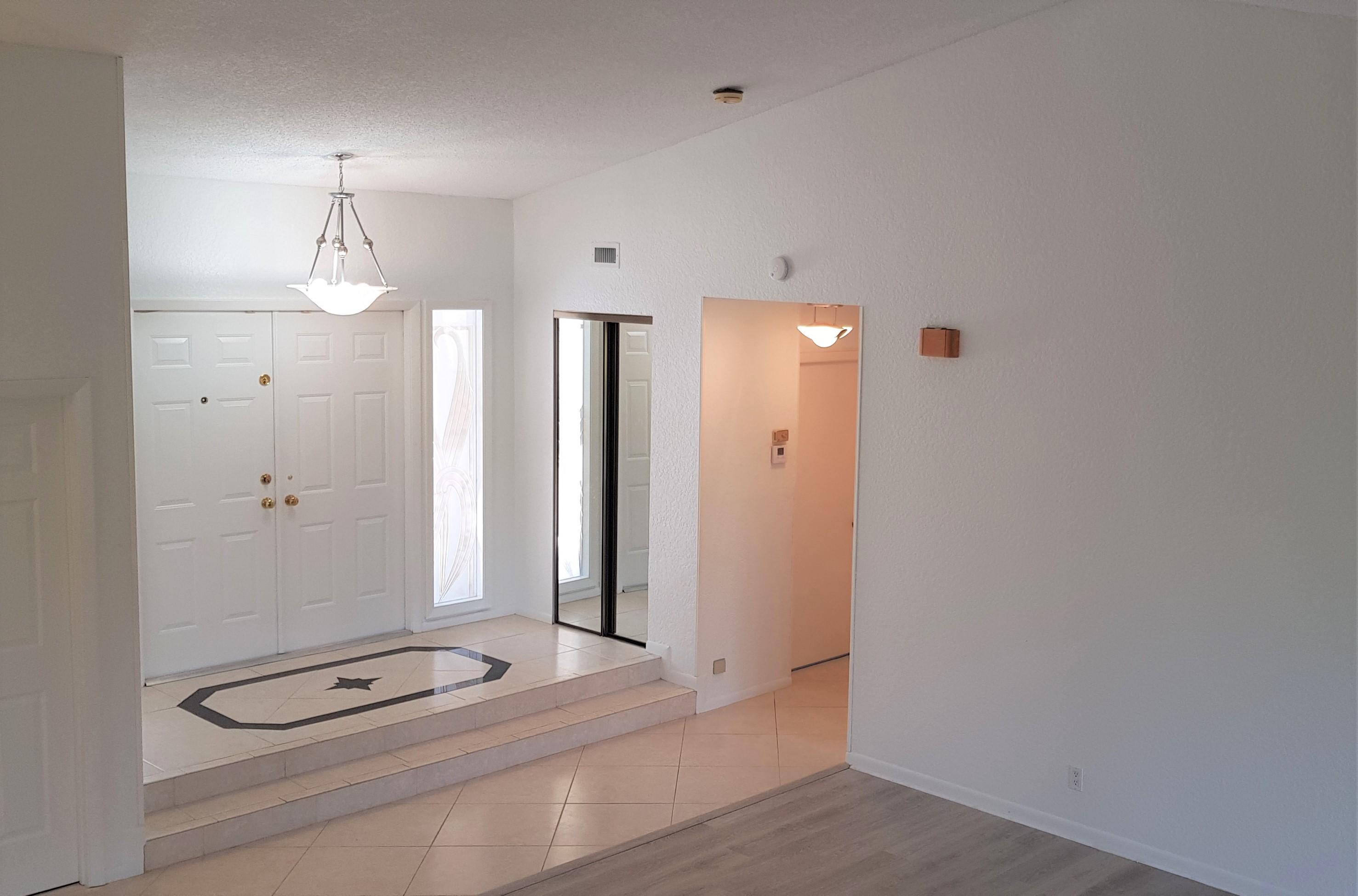 8585 Eagle Run Drive Boca Raton, FL 33434 - Photo 7 of 58 Entrance Interior 1
