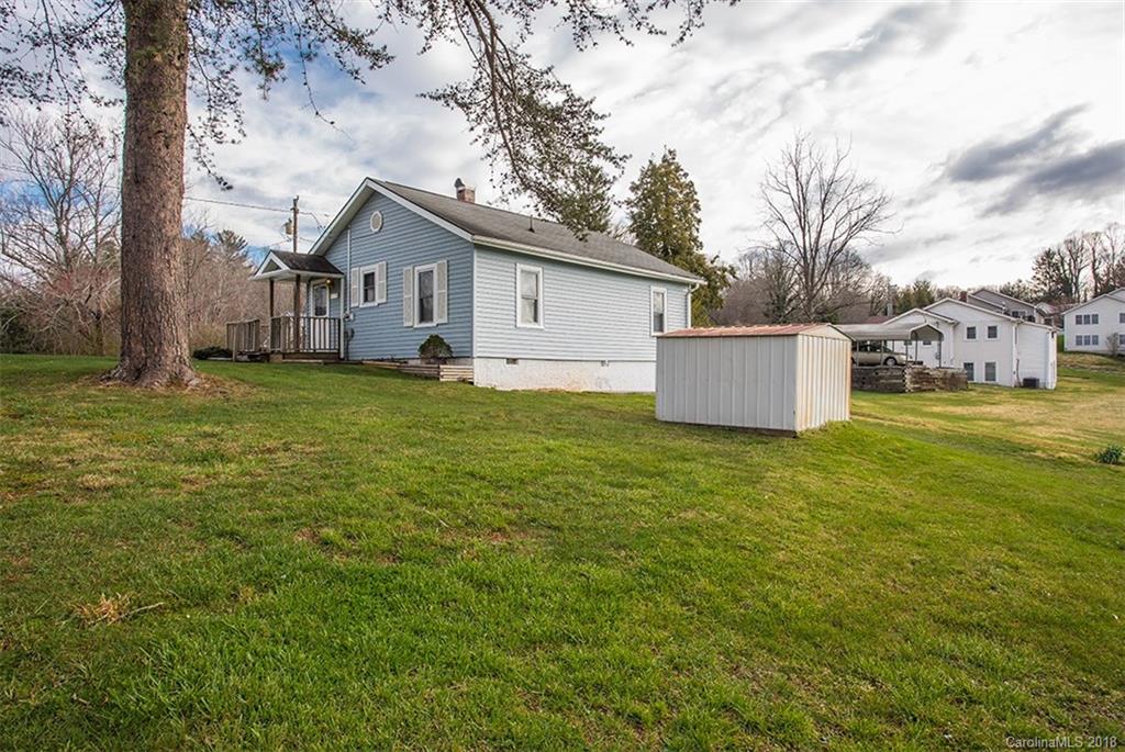 336 Osborne Road Brevard, NC 28712 - Photo 3 of 15 Gallery Image 3