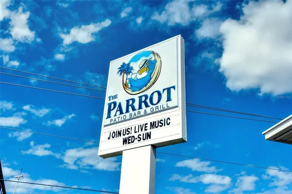 $3,200 | 3507 Pinecrest Street, Sarasota, FL 34239