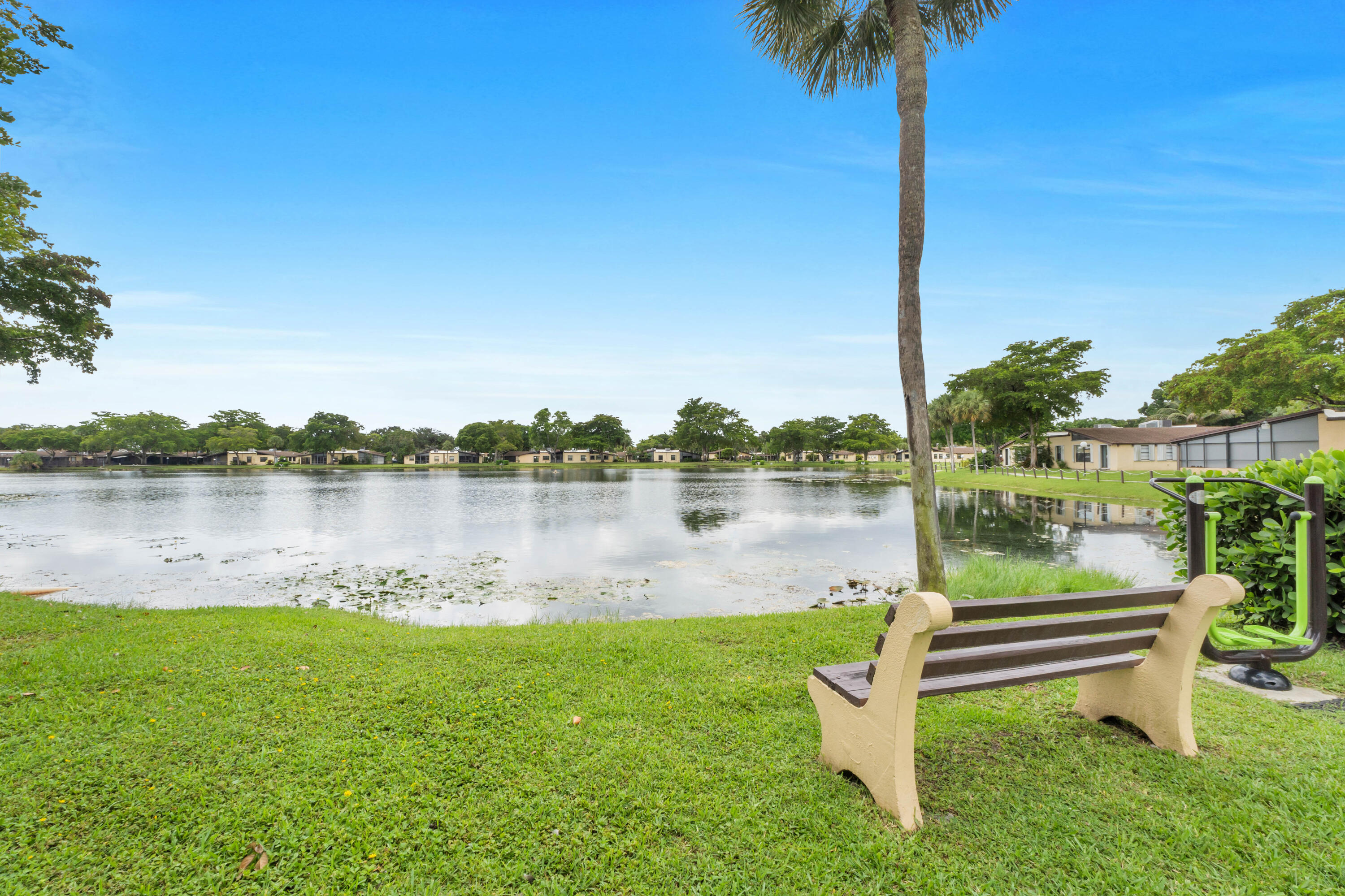 301 Cambridge Road, Unit 202 Hollywood, FL 33024 - Photo 29 of 38 Lake