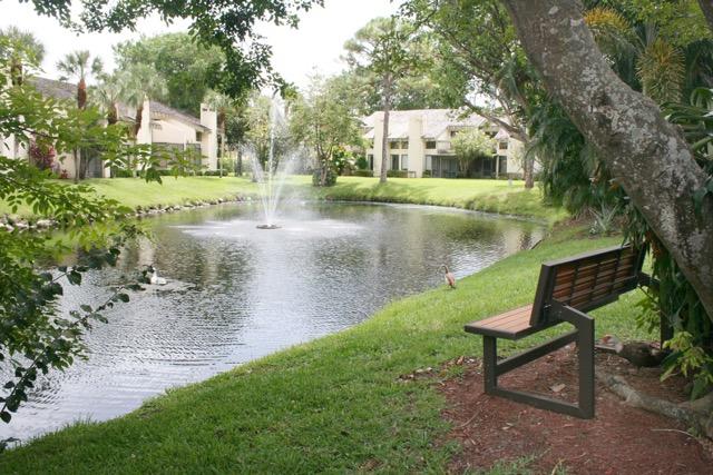 6094 Glendale Drive Boca Raton, FL 33433 - Photo 18 of 32 Park Setting