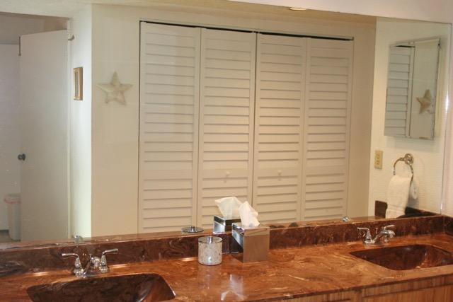 6094 Glendale Drive Boca Raton, FL 33433 - Photo 25 of 32 Master Bath