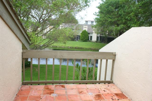 6094 Glendale Drive Boca Raton, FL 33433 - Photo 27 of 32 Master Deck