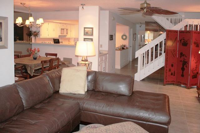 6094 Glendale Drive Boca Raton, FL 33433 - Photo 10 of 32 Downstairs
