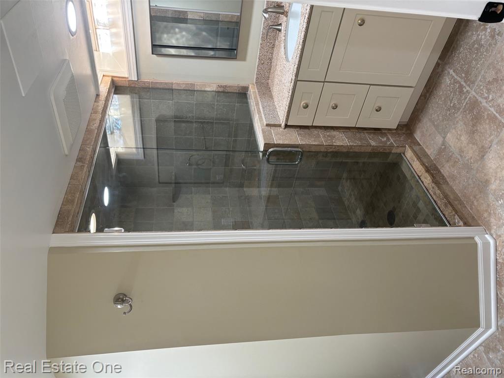 290 Winry Drive Rochester, MI 48307 - Photo 25 of 33