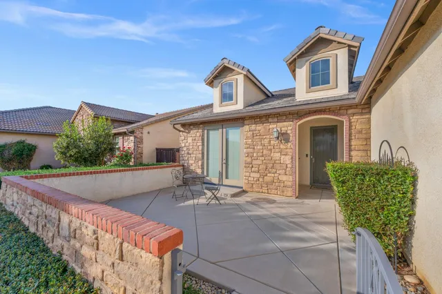 $649,850 | 3267 Portals Avenue, Clovis, CA 93619