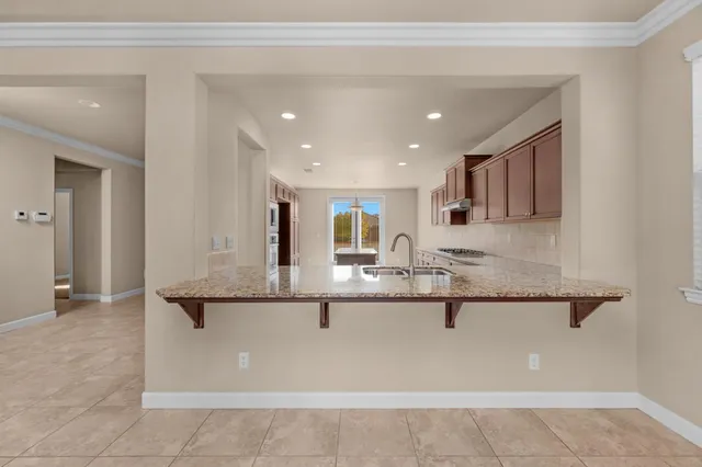 $649,850 | 3267 Portals Avenue, Clovis, CA 93619