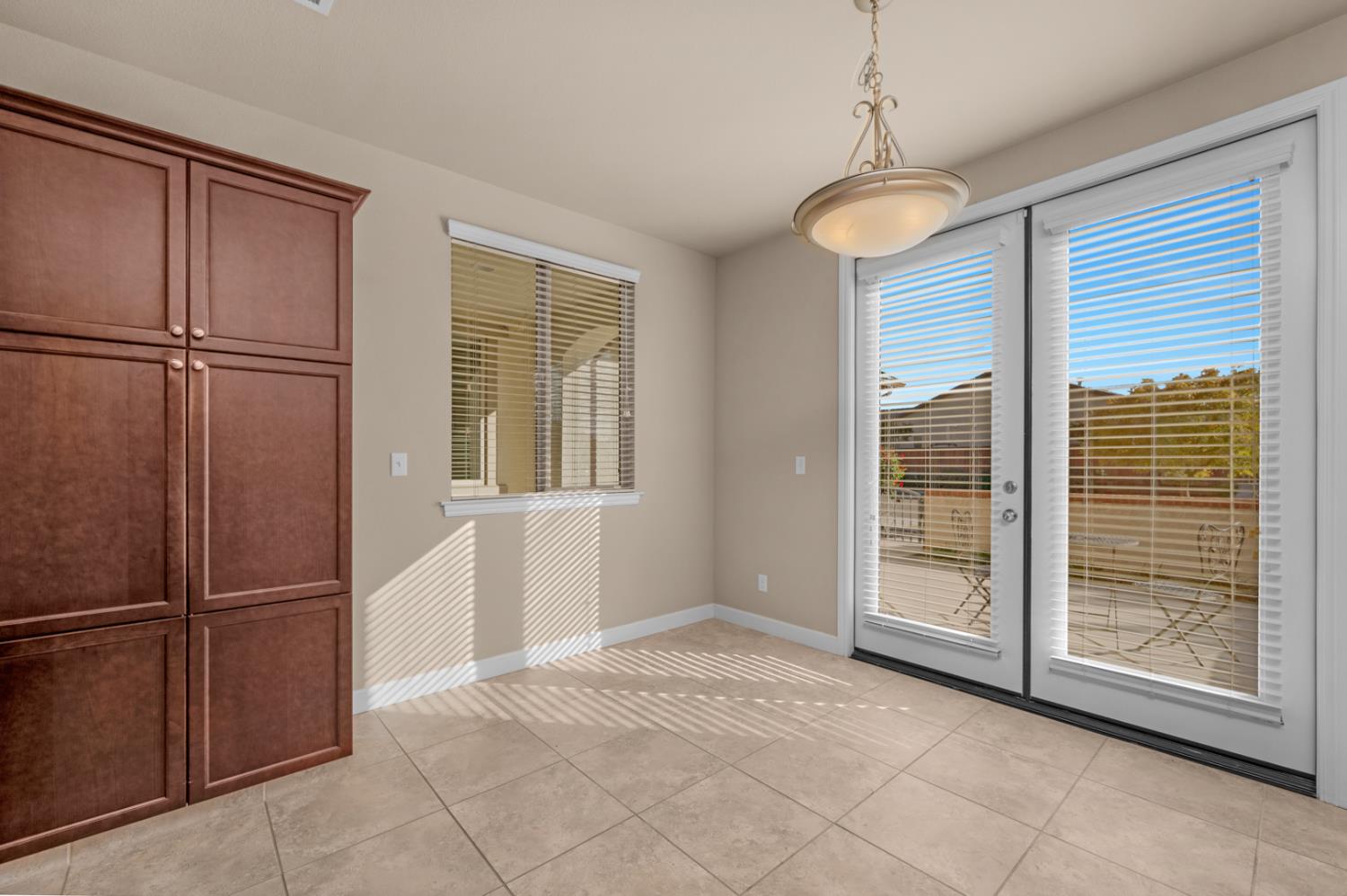 3267 Portals Avenue Clovis, CA 93619 - Photo 29 of 69 a view of an empty room with a window