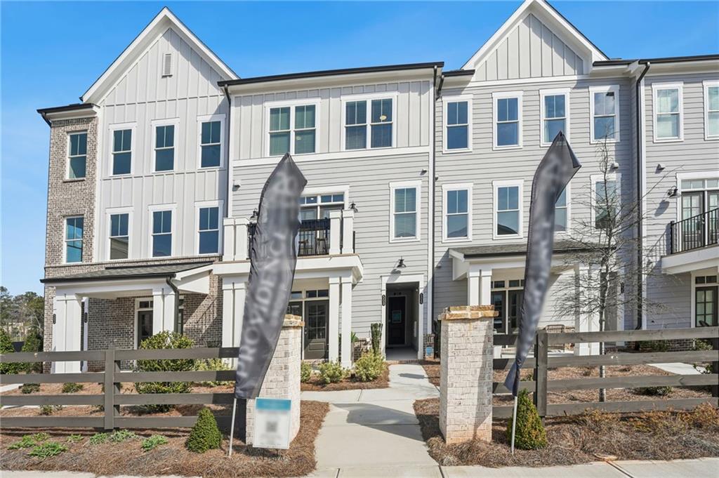 516 Alice Way, Unit D16 Cumming, GA 30040 - Photo 4 of 40