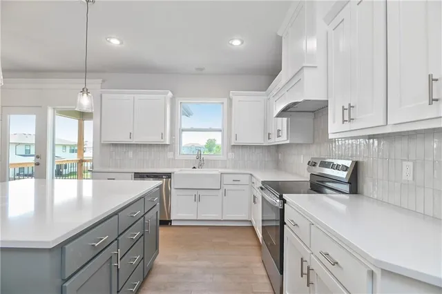 $644,950 | 2673 West Park Street, Olathe, KS 66061