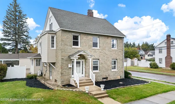$450,000 | 100 North Loveland Avenue, Kingston, PA 18704