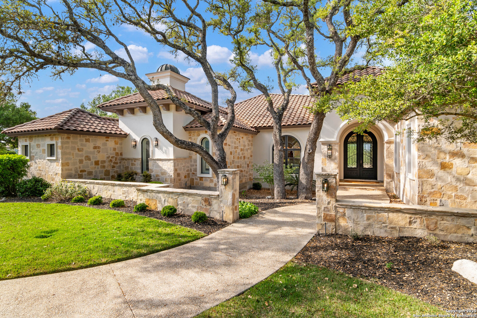 147 Augusta Boerne, TX 78006 - Photo 3 of 49